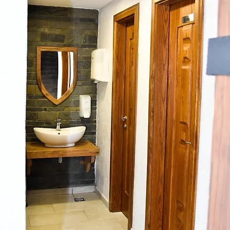 Szálloda Restaurant Emblema 3*