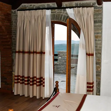 Restaurant Emblema 3* Petrele