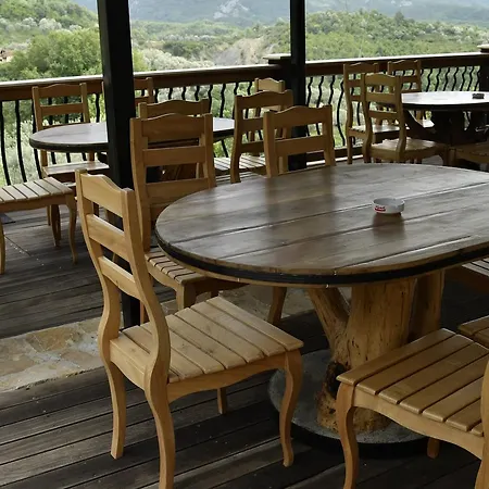 Restaurant Emblema فندق