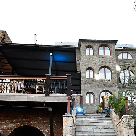 Restaurant Emblema 3* Petrele