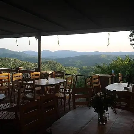 Restaurant Emblema Hotel Petrele